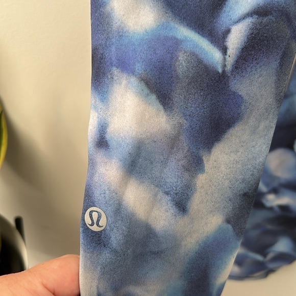 Lululemon speed up tight leggings - Picture 7 of 8